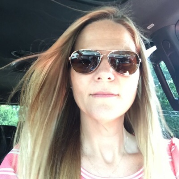 Meet your Posher, Megan - Picture 1 of 1